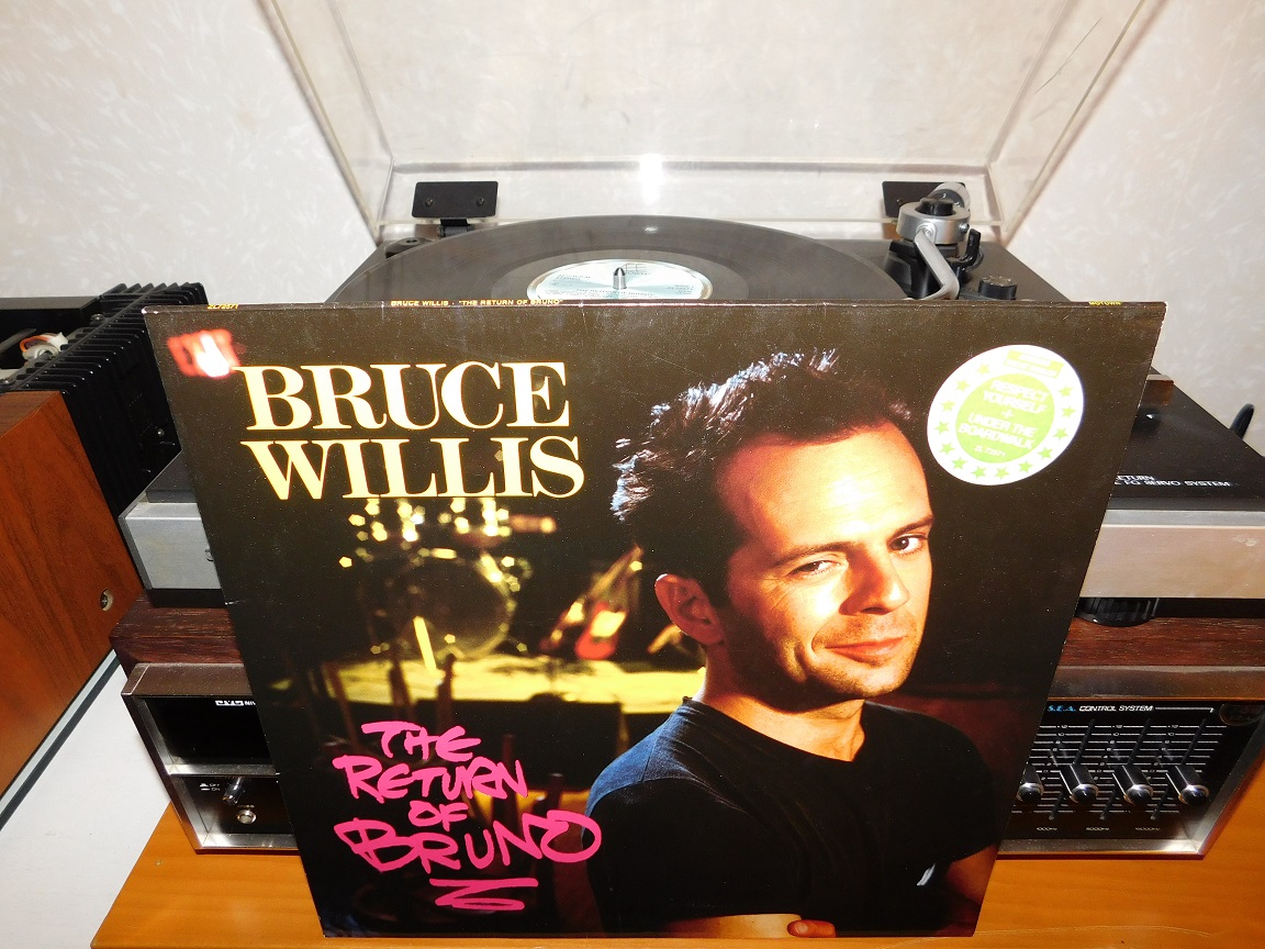 Bruce Willis - The return of Bruno small.jpg