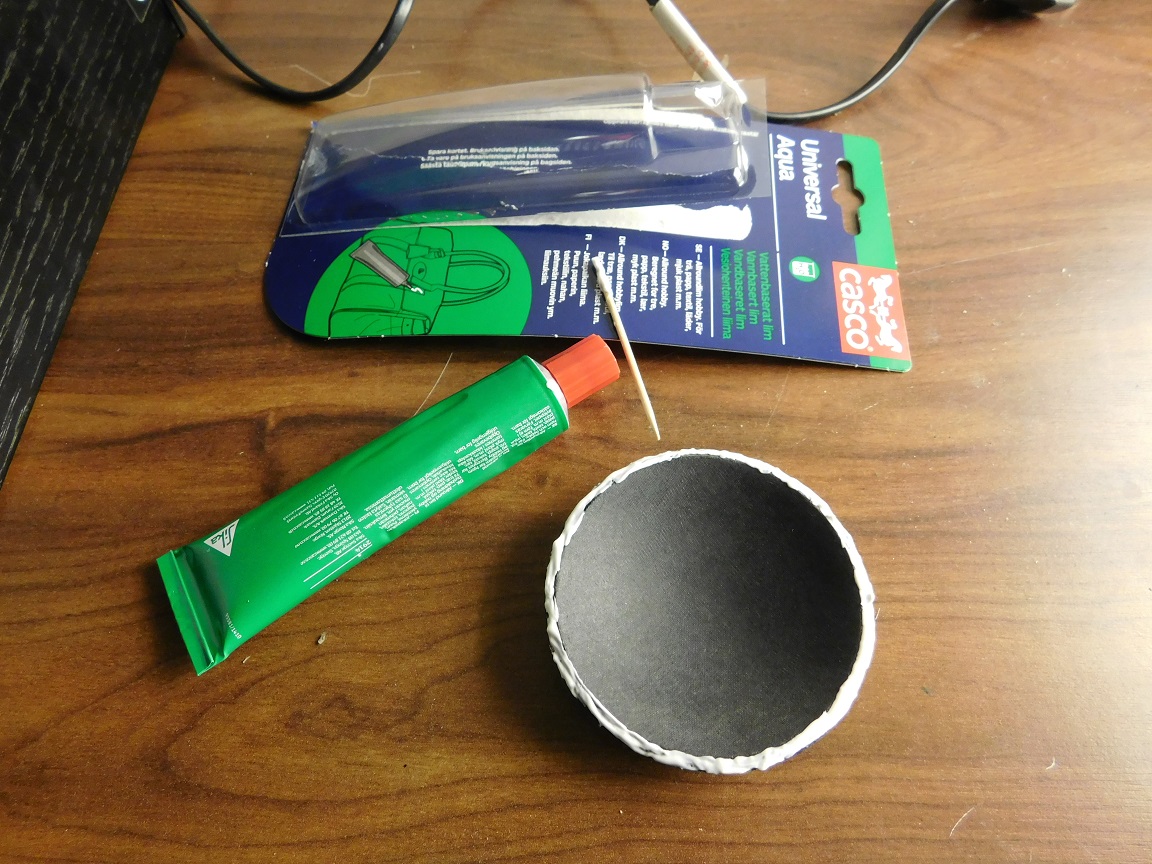 Dustcap med lim small.jpg