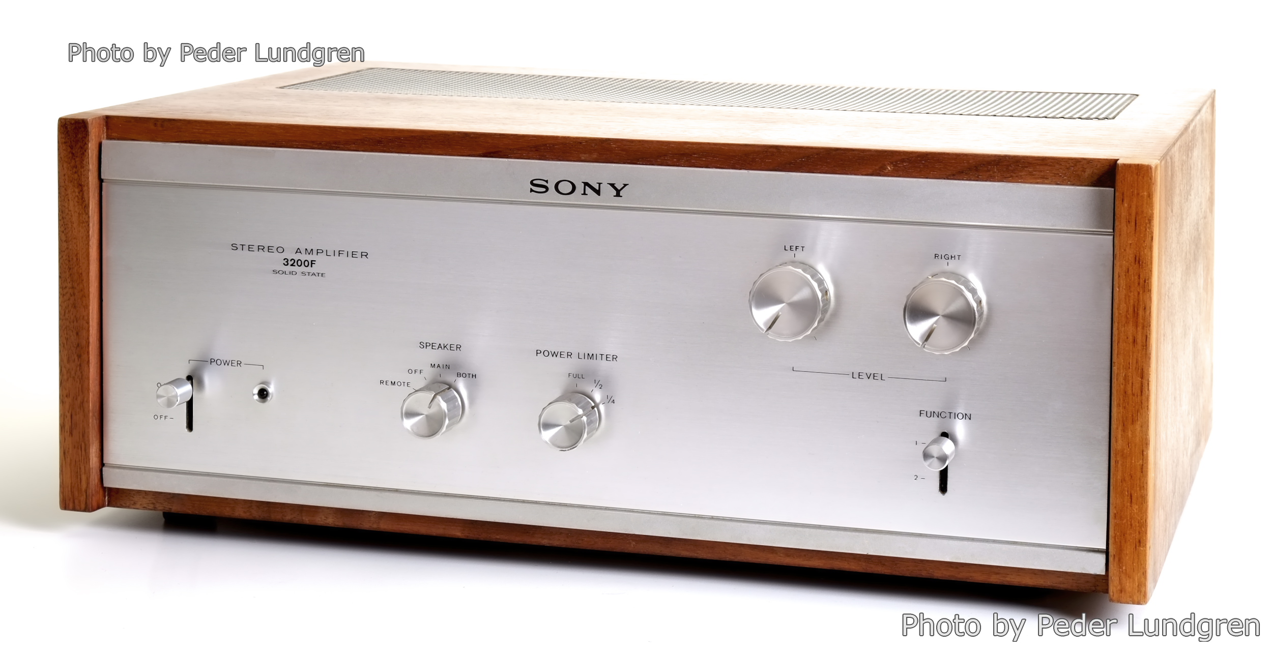 Sony TA-3200F side view2.jpg