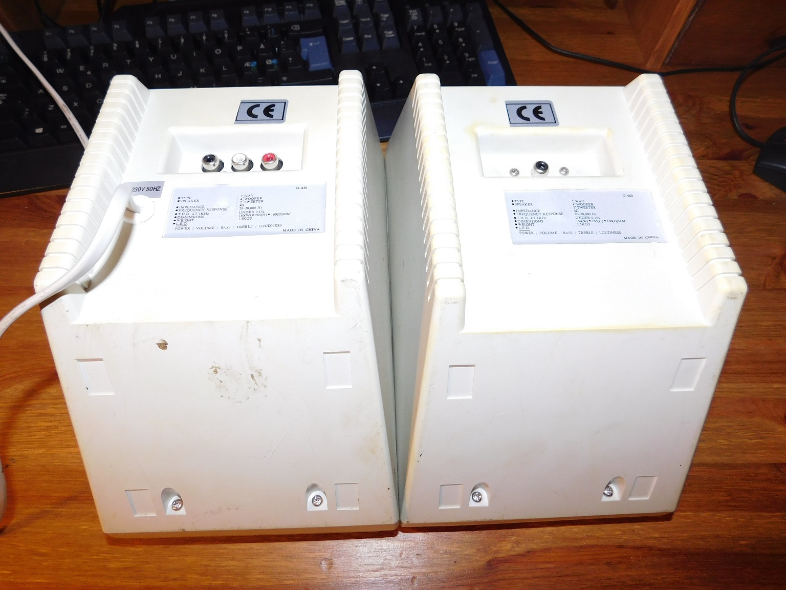 Power Electronics CO., LTD. Hercules G-650 back.jpg