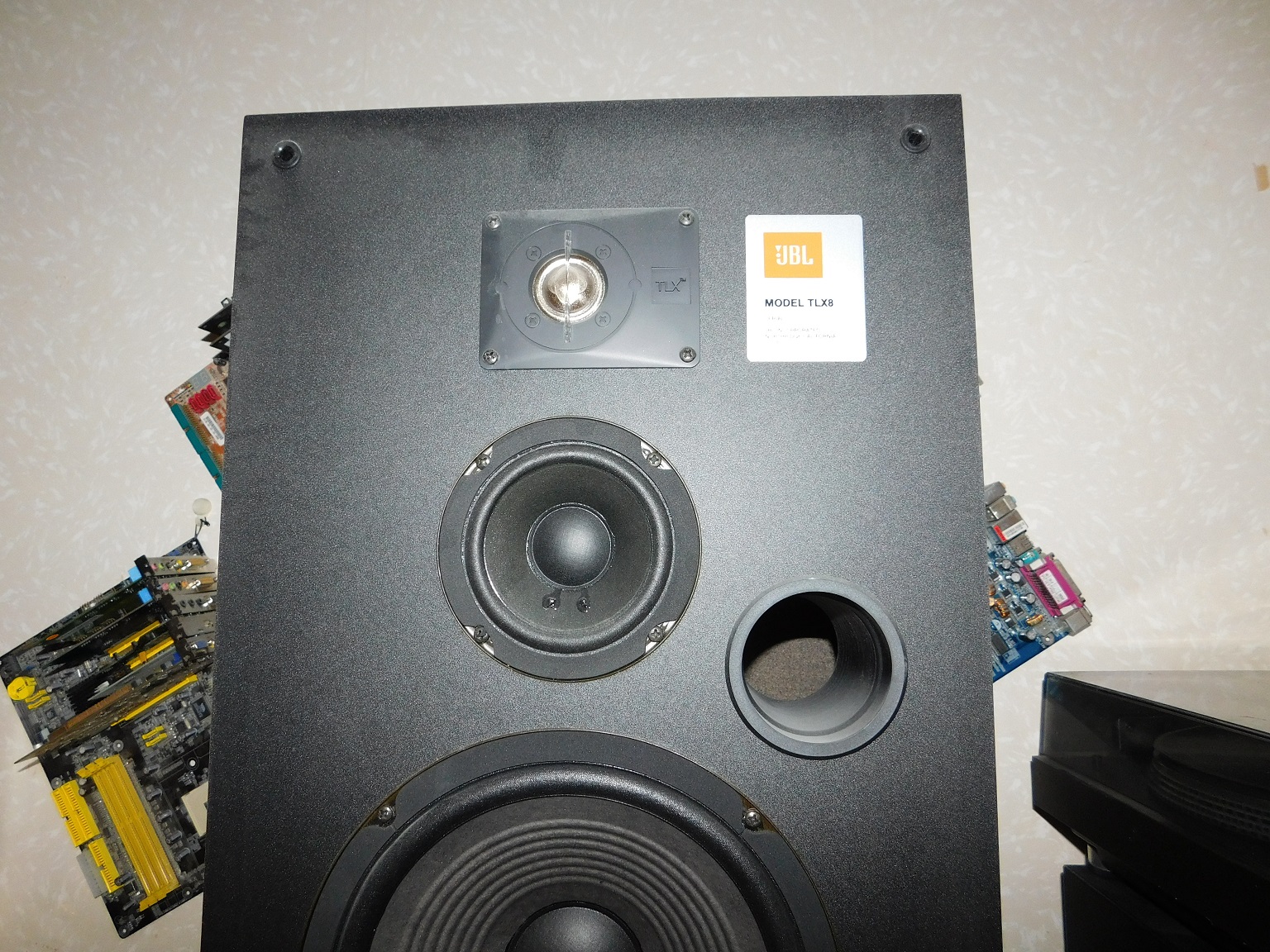JBL TLX8 eller i alla fall halva.jpg