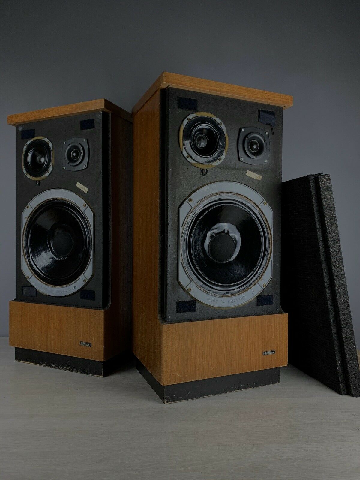 GOODMANS-Goodwood-Loudspeakers-in-Teak-Finish-99p-_57 (7).jpg