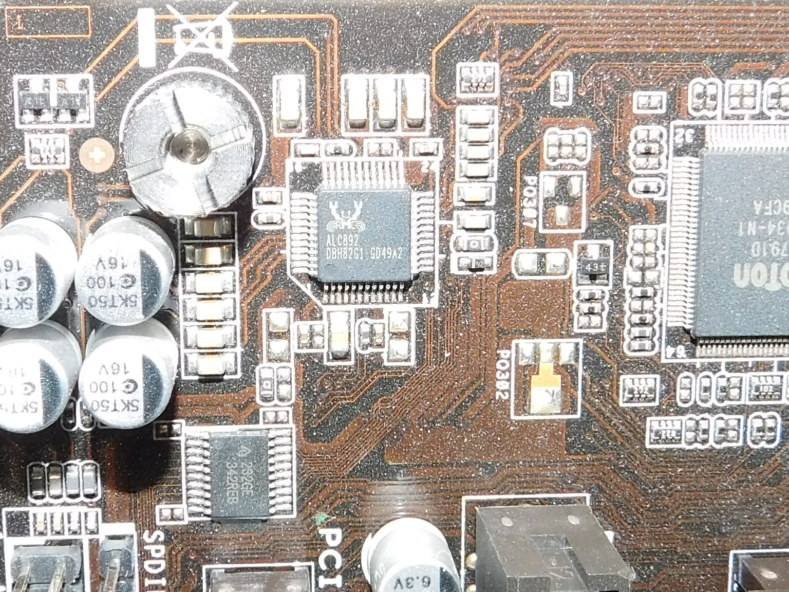 Realtek ALC892.jpg