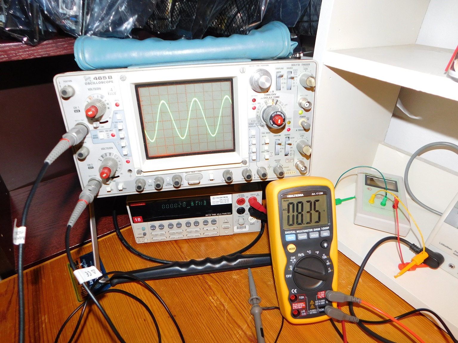 JVC MD System CA-MXS5RMD 1000Hz 8VRMS THD+N båda kanalerna drivna.jpg