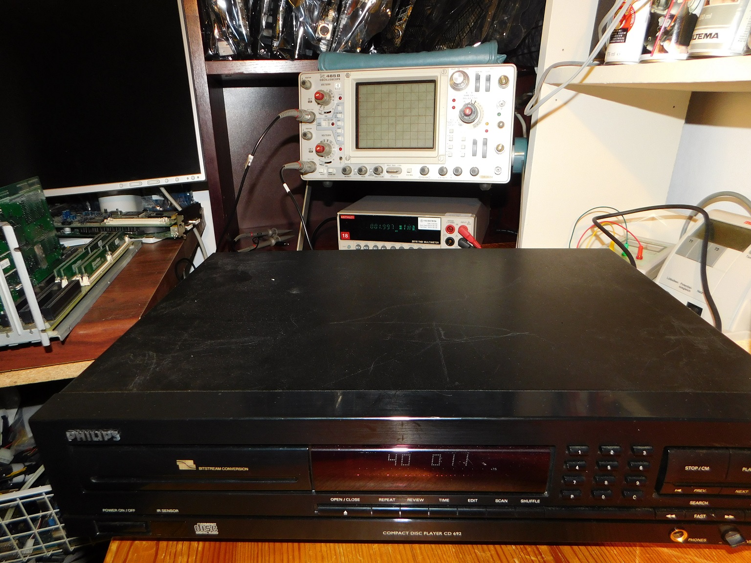 Philips CD 692 8000Hz THD+N.jpg