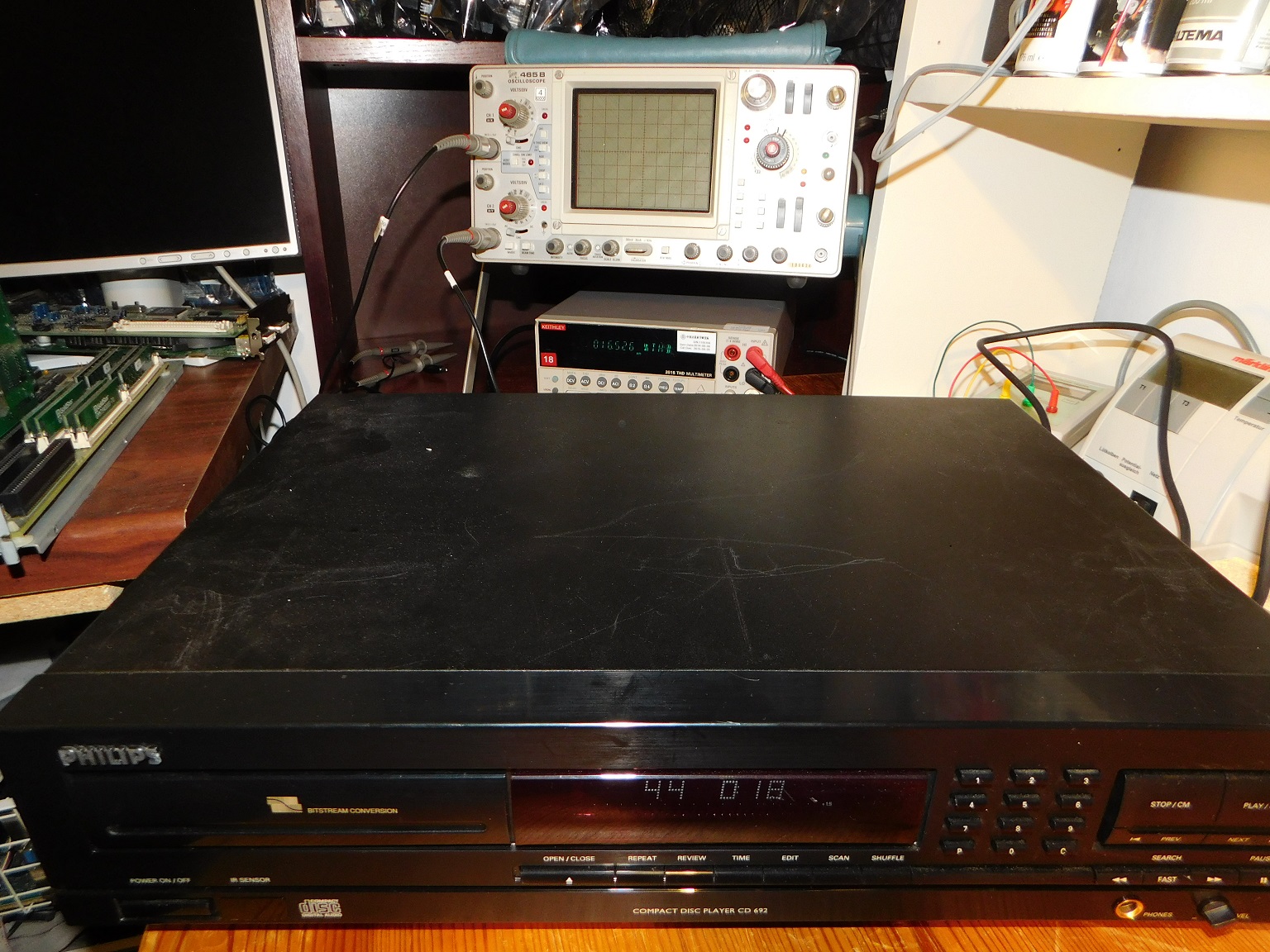 Philips CD 692 20000Hz THD+N.jpg