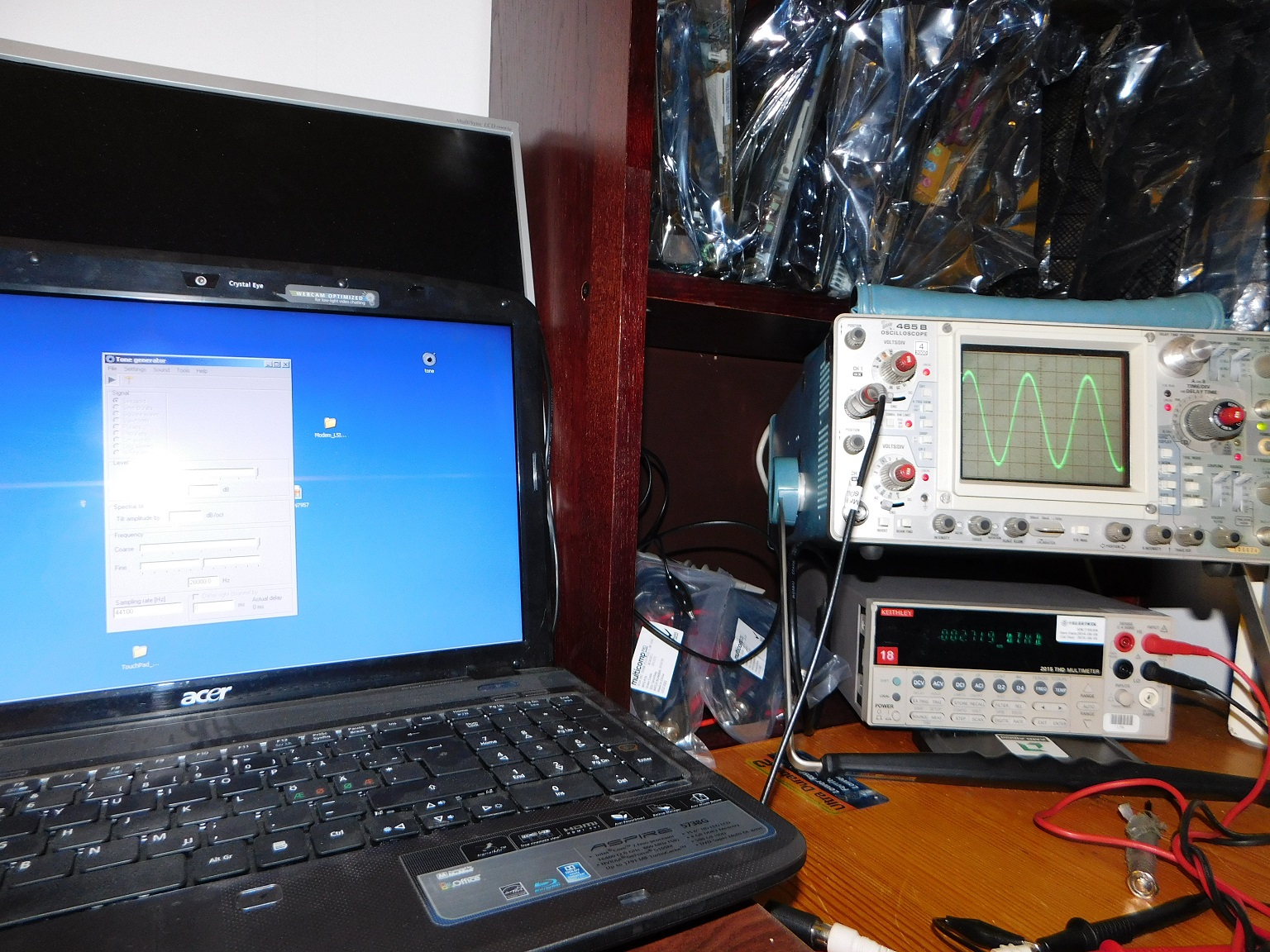Realtek ALC888S-VC 20000Hz sinus THD+N rakt in i keithley 2015 THD.jpg