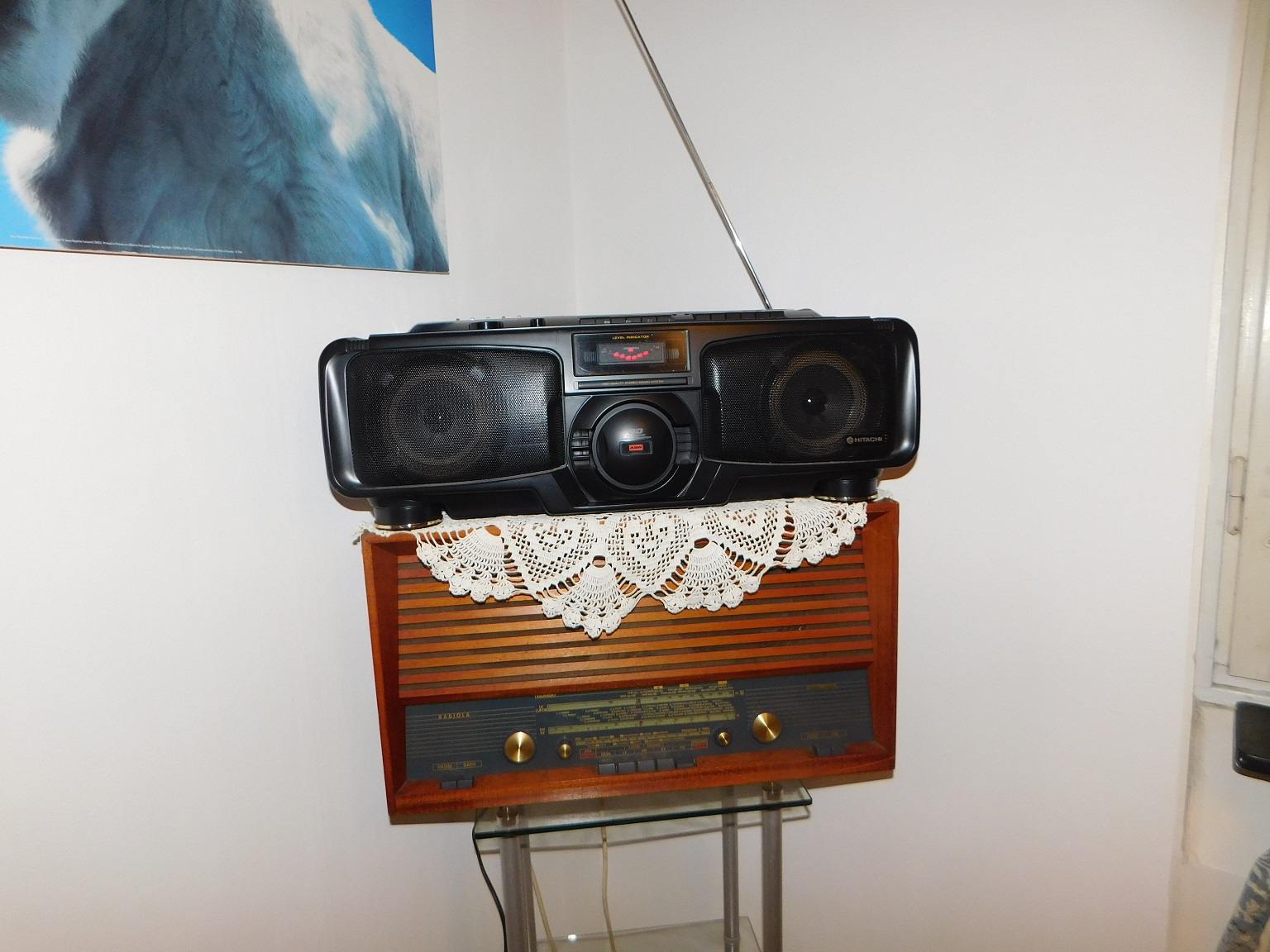 Hitachi TRK-3D95W fyller sin funktion.jpg