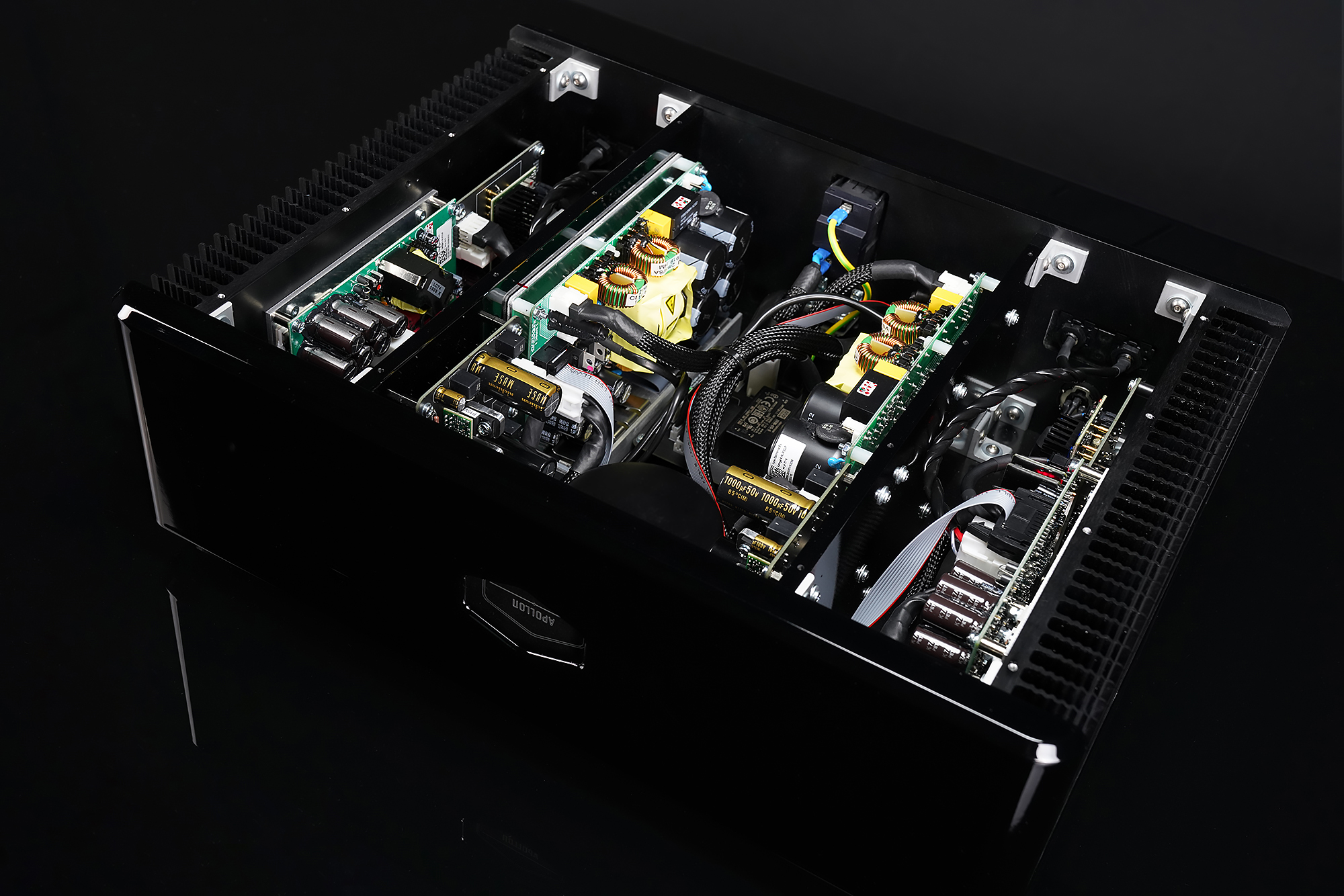 apollon-audio-pnc1200-inside-front-isometric.jpg