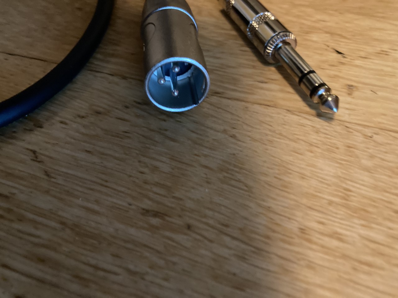 tele_xlr hane.jpg