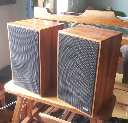 lenco_speakers.jpg