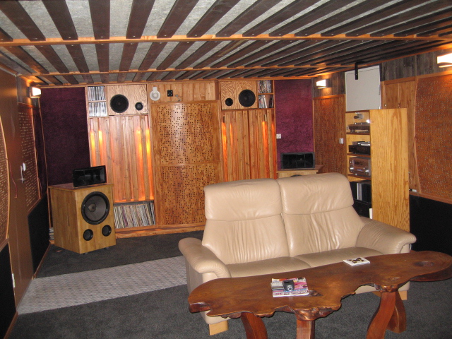 Bakväggen feb-mars 2012.jpg