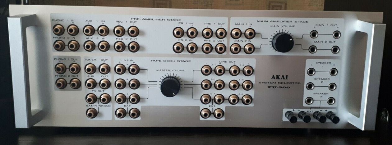 Akai PU-300.JPG