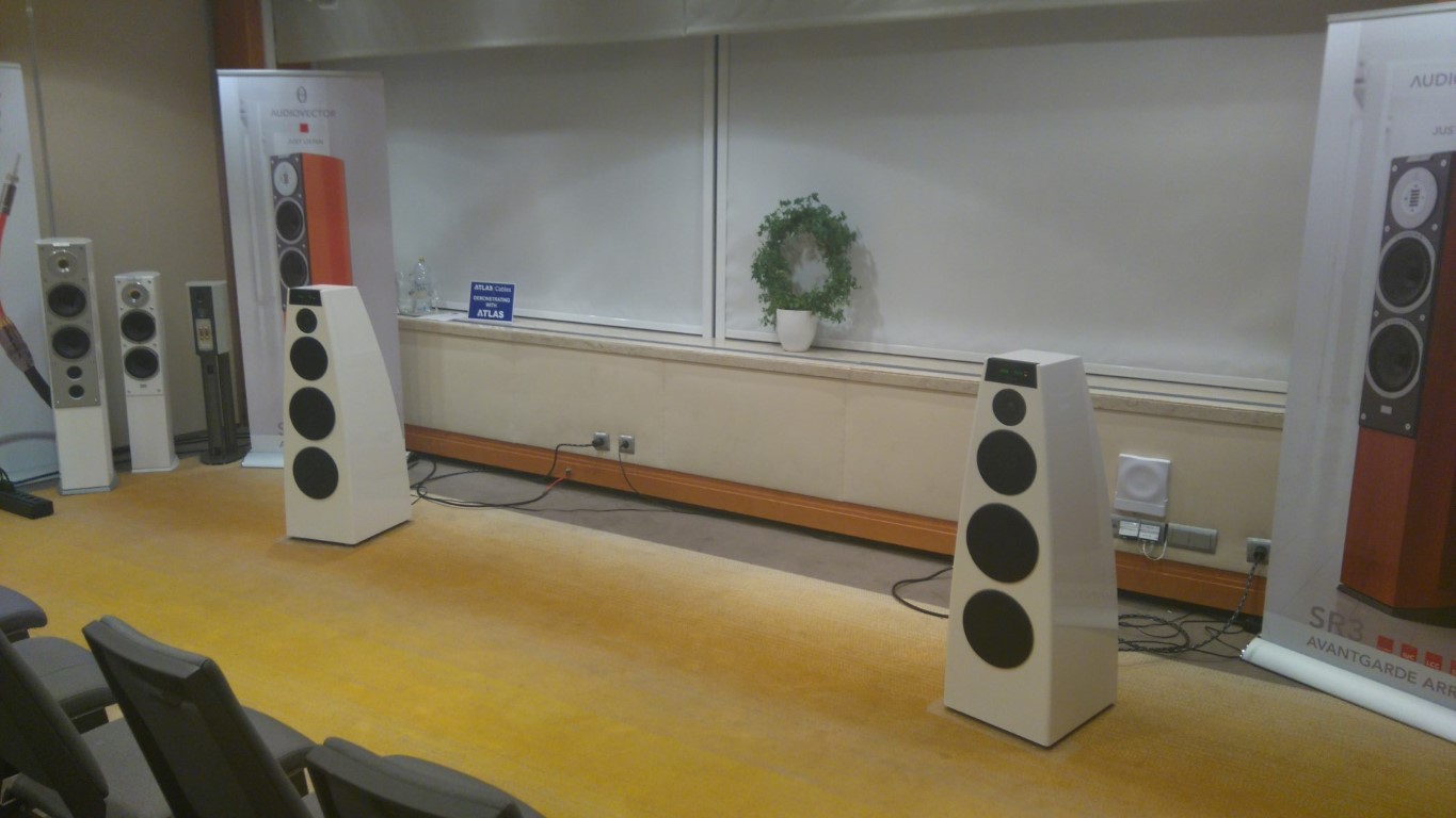 Diverse 272 (Large) (Medium).JPG
