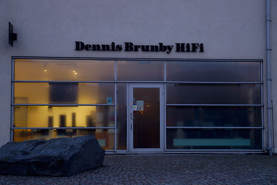 1233_dennis.jpg