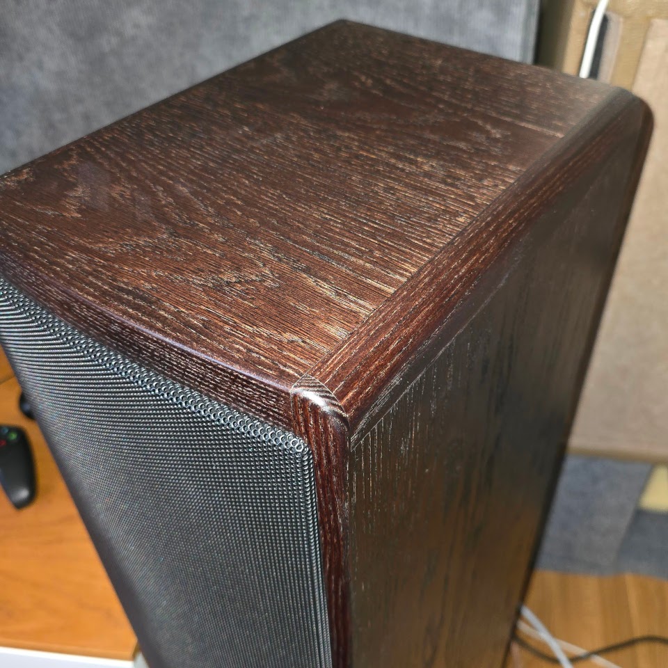 Canton_Ergo_690DC.jpg
