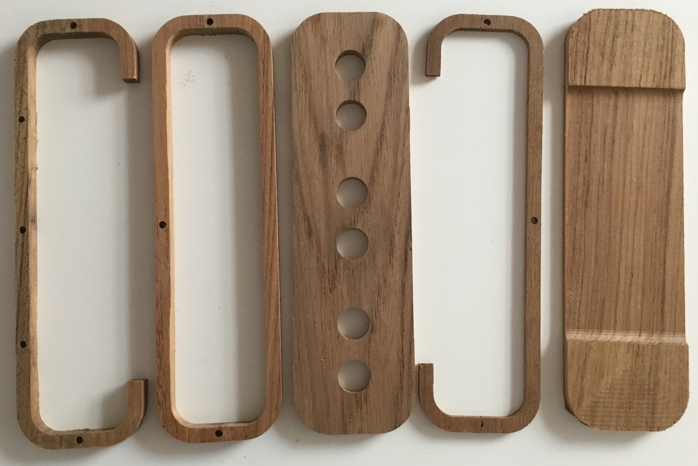 Nixieklocka - fräst - teak.jpg