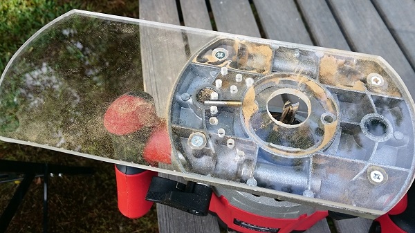 JB4 Centrumpinne gjord av kapad 4mm borrstål.jpg