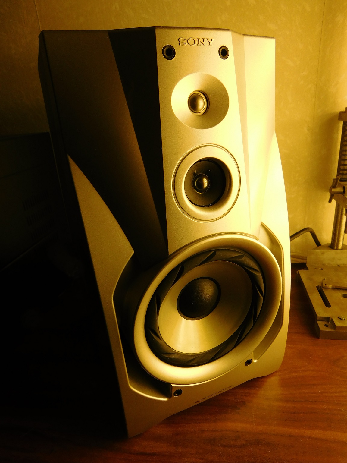 Sony SS-RX707 small.jpg